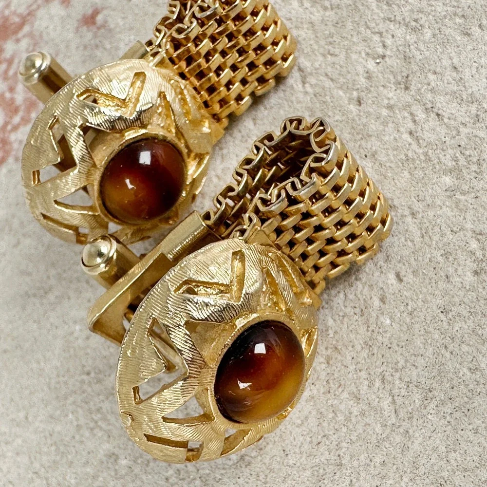 Vintage Gold Tone Mesh Cufflinks Tiger's Eye‎ Cabochon Starburst 1960s-70s Retro